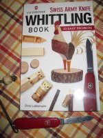Victorinox Swiss Army Knife Whittling Book, Gift Edition: Fun, Easy-to-Make  Projects with Your Swiss Army Knife (Fox Chapel Publishing) 43 Useful 